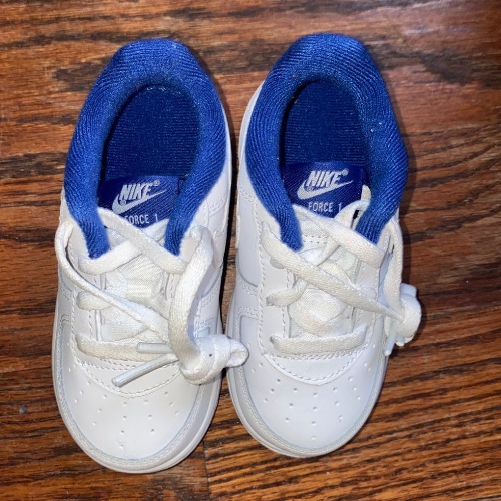 Nike airforce one size 7c